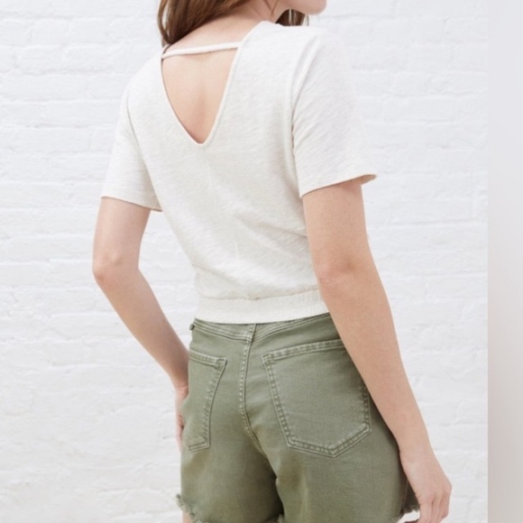 Upwest Women's Open back Wrap Tee V-Neck Top in Heather Oatmeal size Large NWT - Picture 9 of 11